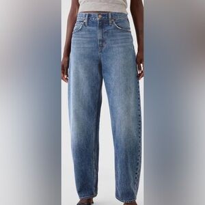 Gap high rise barrel Jean med wash 26/2 regular